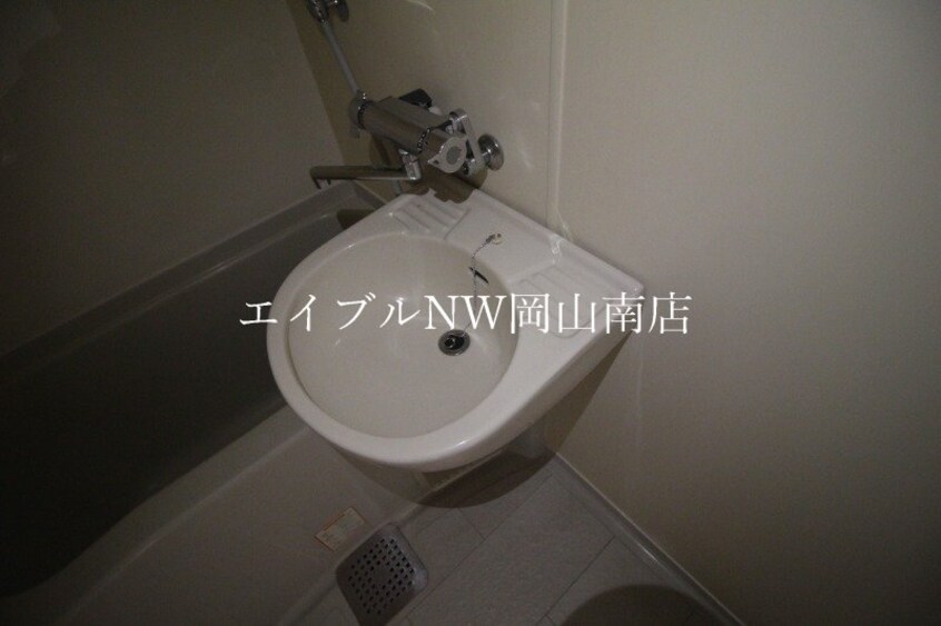  宇野線<宇野みなと線>/備前西市駅 徒歩26分 2階 築34年
