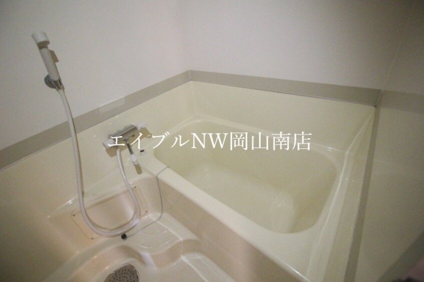  山陽本線（中国）/岡山駅 バス35分福富西二丁目下車:停歩9分 3階 築48年