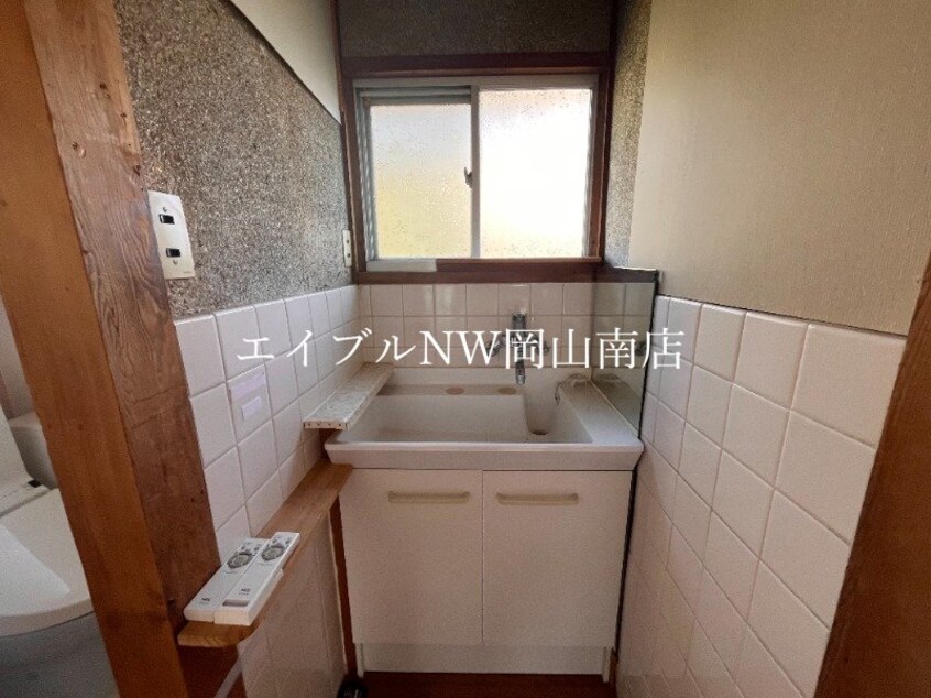  宇野線<宇野みなと線>/備前西市駅 徒歩76分 1階 築53年