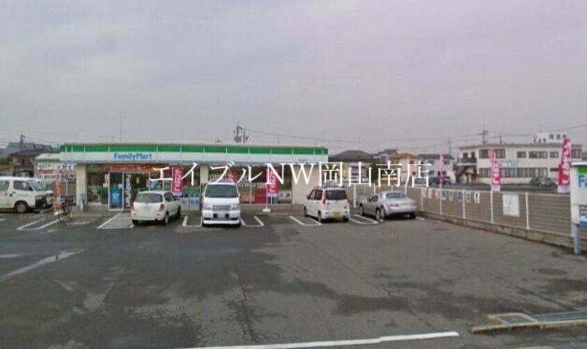 ファミリーマート岡山浦安店(コンビニ)まで1738m 宇野線<宇野みなと線>/備前西市駅 徒歩76分 1階 築53年