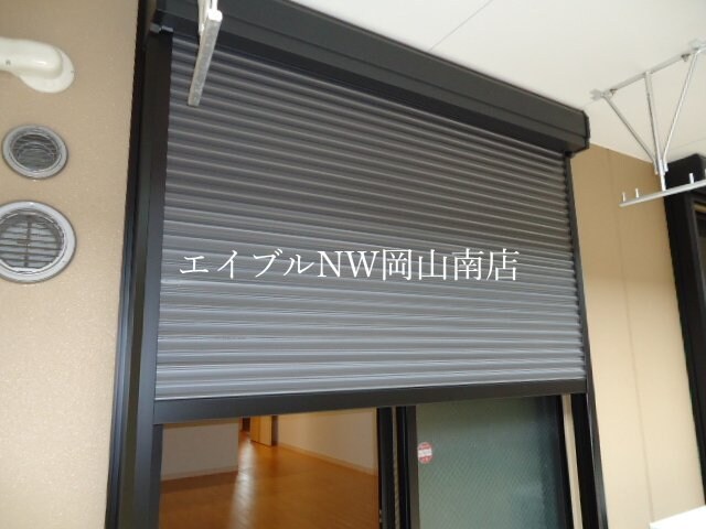 防犯シャッター 宇野線<宇野みなと線>/備前西市駅 徒歩28分 1階 築13年