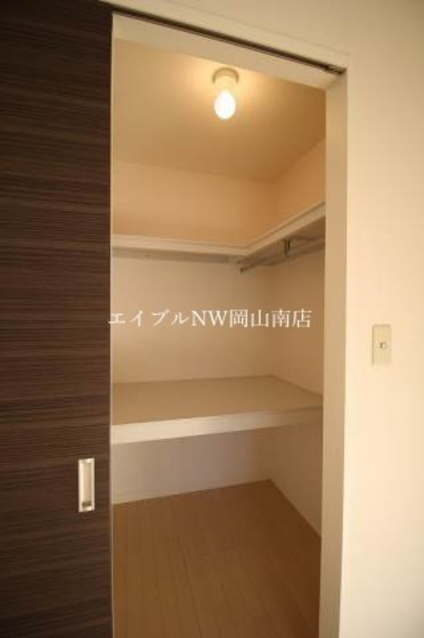  岡山市電東山本線<岡山電気軌道>/東山・おかでんミュージアム駅 徒歩27分 2階 築18年