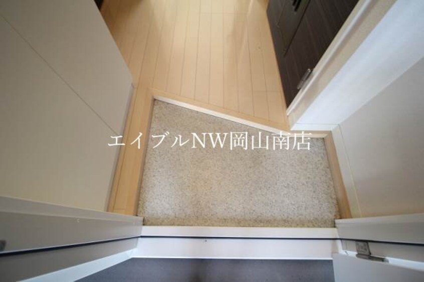  岡山市電東山本線<岡山電気軌道>/東山・おかでんミュージアム駅 徒歩27分 2階 築18年