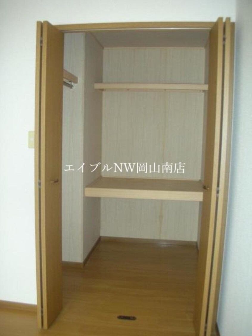  宇野線<宇野みなと線>/備前西市駅 徒歩32分 1階 築23年