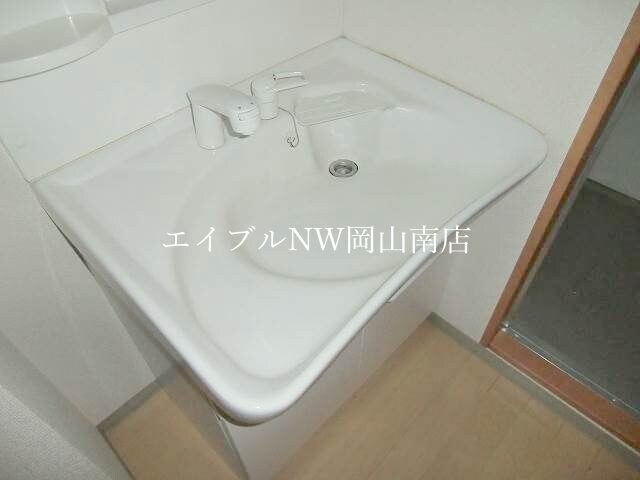  岡山市電東山本線<岡山電気軌道>/中納言駅 徒歩9分 4階 築18年