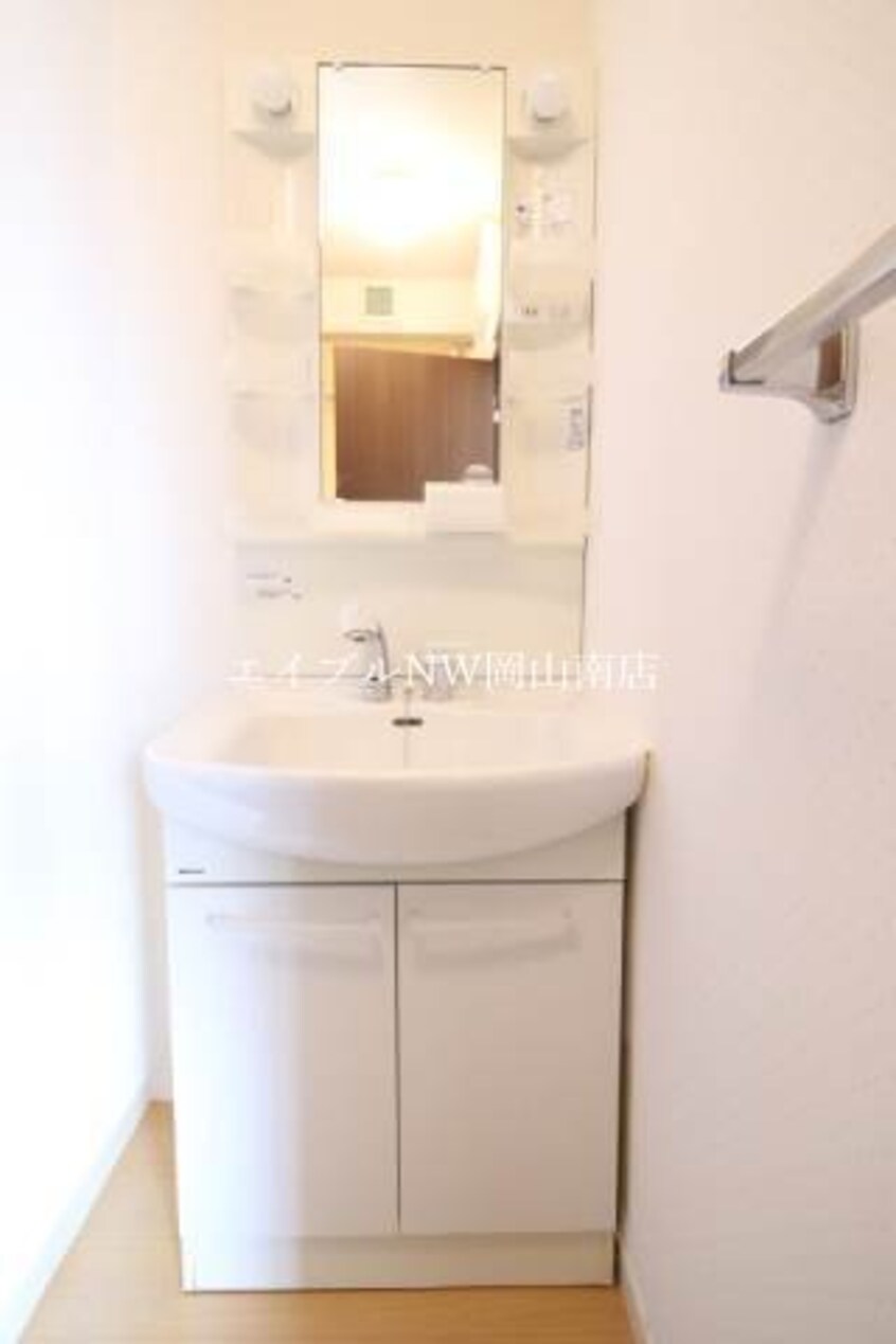  山陽本線（中国）/岡山駅 バス30分岡電バス・福田公会堂前バス停下車:停歩11分 1階 築19年