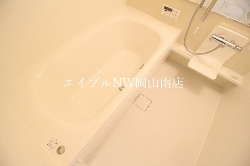  岡山市電東山本線<岡山電気軌道>/東山・おかでんミュージアム駅 徒歩75分 3階 築7年