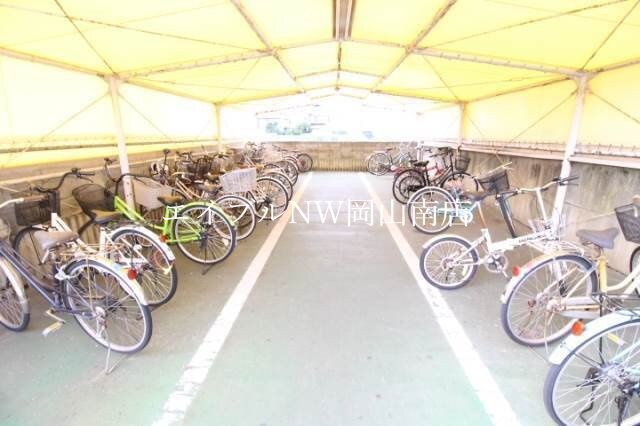  岡山市電清輝橋線<岡山電気軌道>/清輝橋駅 徒歩19分 3階 築48年