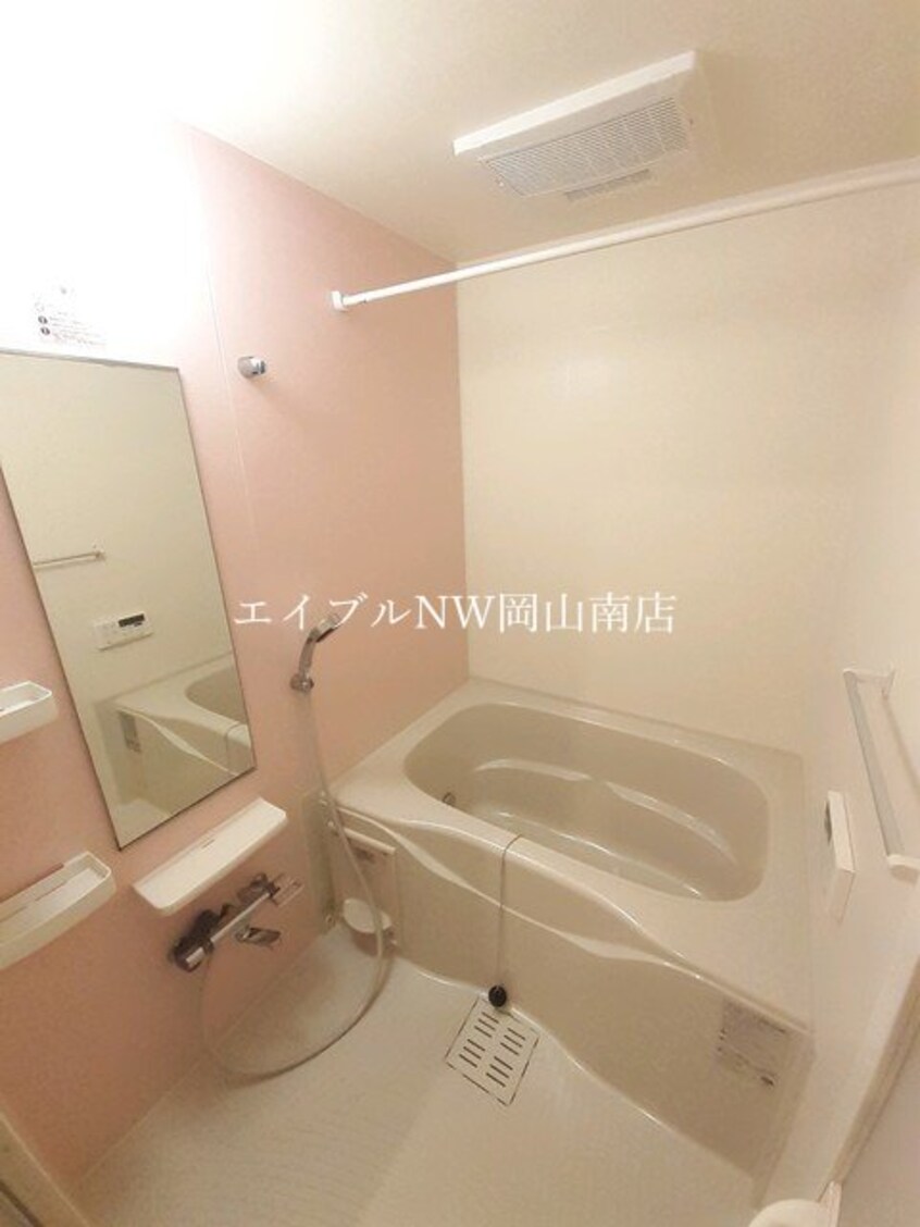  宇野線<宇野みなと線>/備前西市駅 徒歩37分 1階 築8年