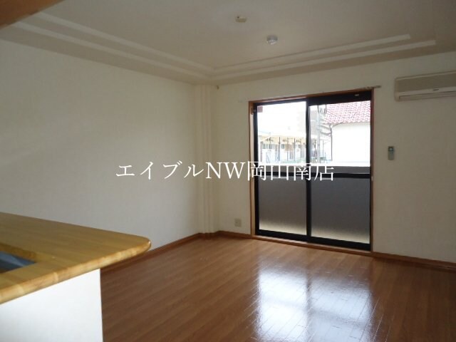リビング 岡山市電清輝橋線<岡山電気軌道>/清輝橋駅 徒歩31分 2階 築22年