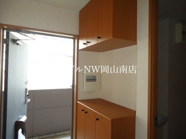 下足箱 岡山市電清輝橋線<岡山電気軌道>/清輝橋駅 徒歩31分 2階 築22年