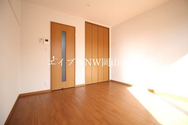  宇野線<宇野みなと線>/宇野駅 バス27分長留下車:停歩2分 1階 築14年