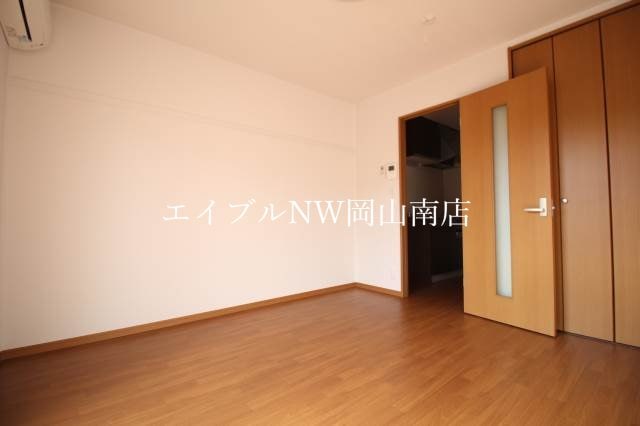  宇野線<宇野みなと線>/宇野駅 バス27分長留下車:停歩2分 1階 築14年