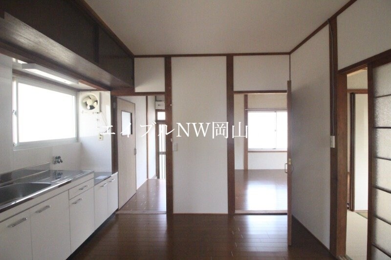  山陽本線（中国）/岡山駅 バス25分機工センター下車:停歩5分 1階 築55年
