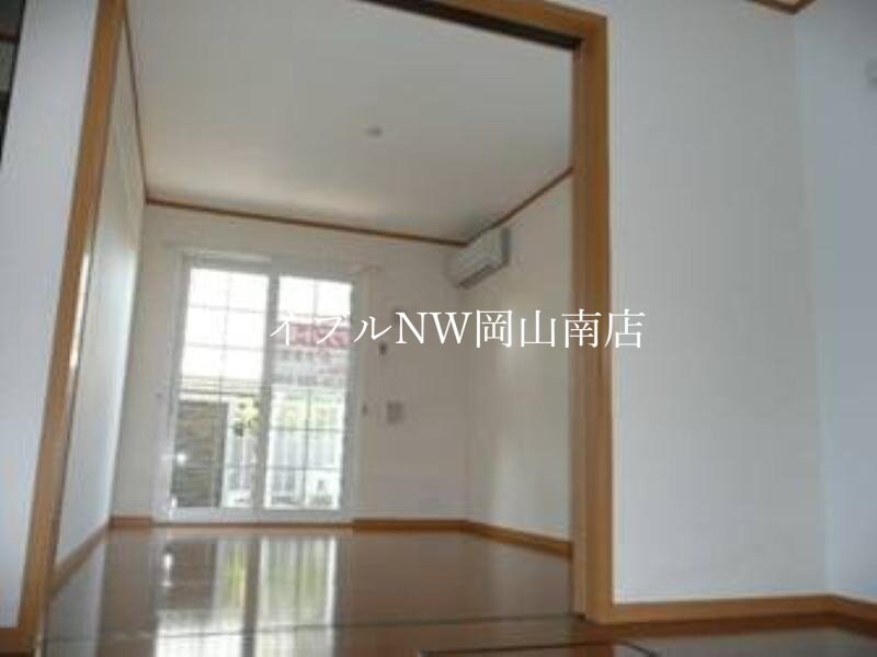  宇野線<宇野みなと線>/備前西市駅 徒歩32分 2階 築23年