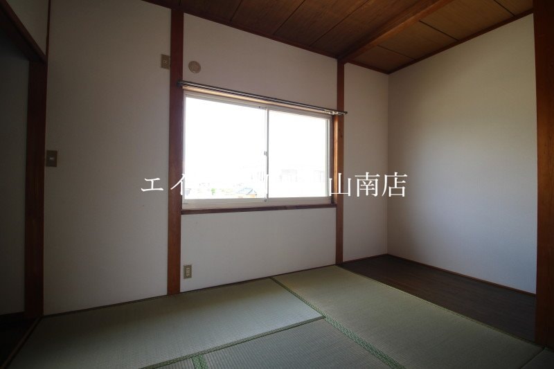  宇野線<宇野みなと線>/備前西市駅 徒歩32分 1階 築35年