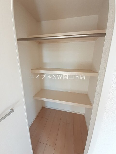  岡山市電清輝橋線<岡山電気軌道>/清輝橋駅 徒歩37分 1階 築8年