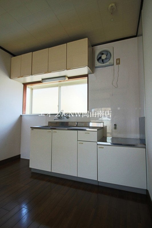  宇野線<宇野みなと線>/備前西市駅 徒歩32分 1階 築35年