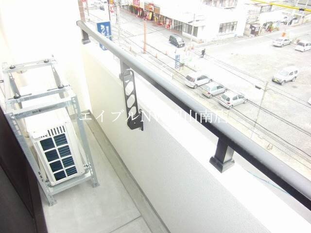 バルコニー 岡山市電清輝橋線<岡山電気軌道>/清輝橋駅 徒歩14分 5階 築13年