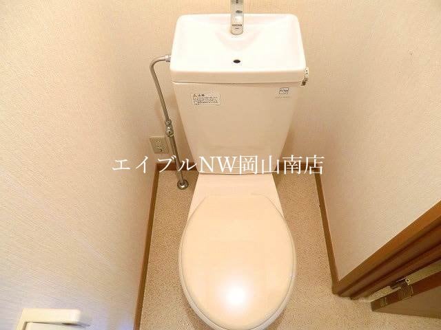  山陽本線（中国）/岡山駅 バス30分並木町2丁目下車:停歩1分 1階 築23年