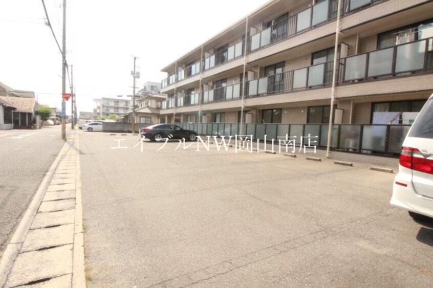  宇野線<宇野みなと線>/備前西市駅 徒歩16分 3階 築31年