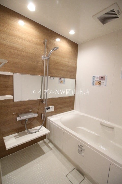  宇野線<宇野みなと線>/備前西市駅 徒歩13分 1階 築6年