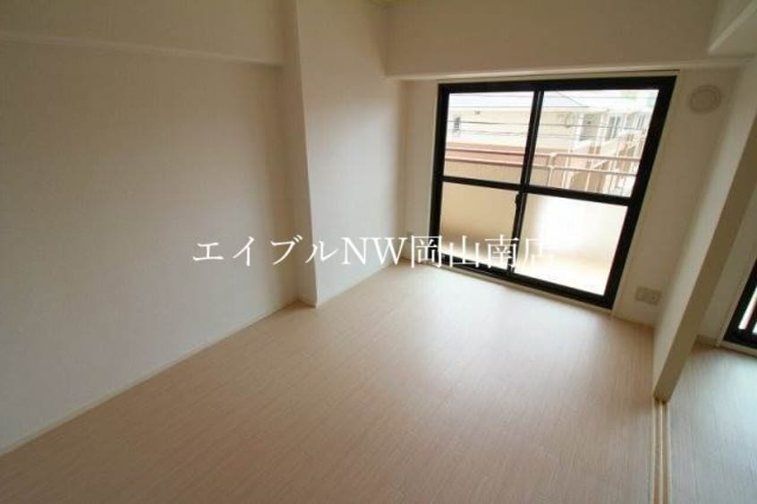  岡山市電清輝橋線<岡山電気軌道>/清輝橋駅 徒歩19分 7階 築48年