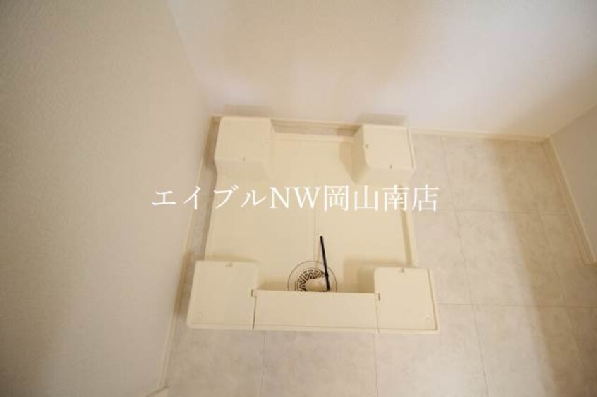  岡山市電清輝橋線<岡山電気軌道>/清輝橋駅 徒歩21分 1階 築8年