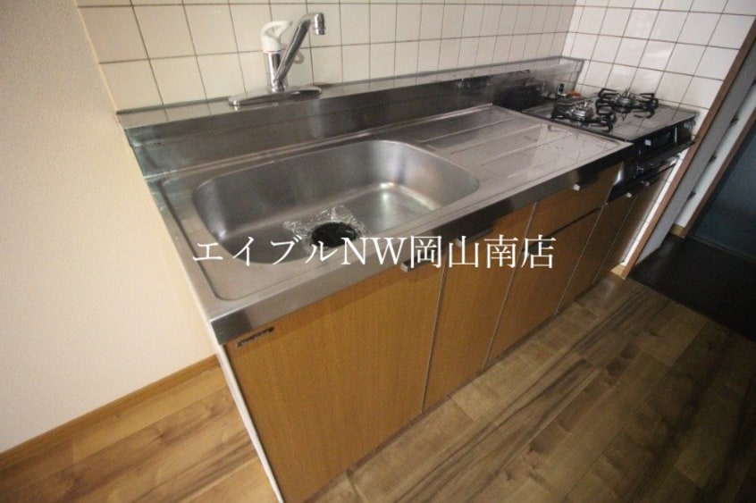  宇野線<宇野みなと線>/備前西市駅 徒歩70分 1階 築29年