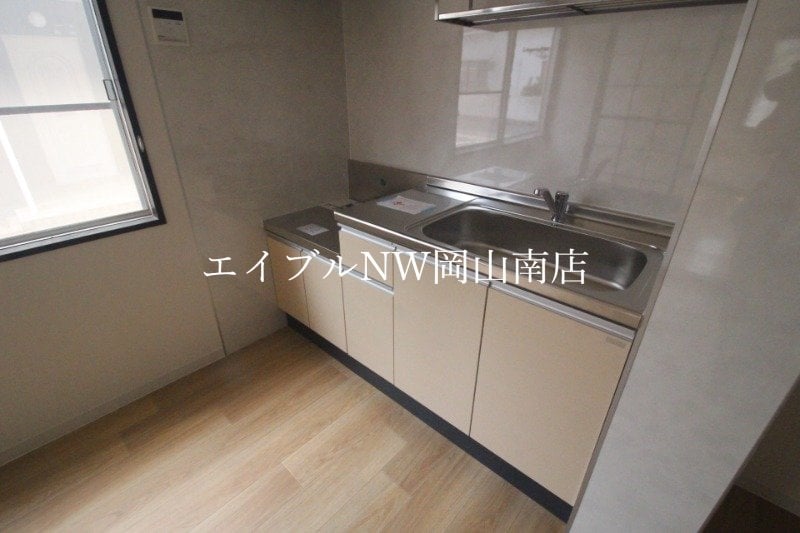  宇野線<宇野みなと線>/備前西市駅 徒歩53分 1階 築38年