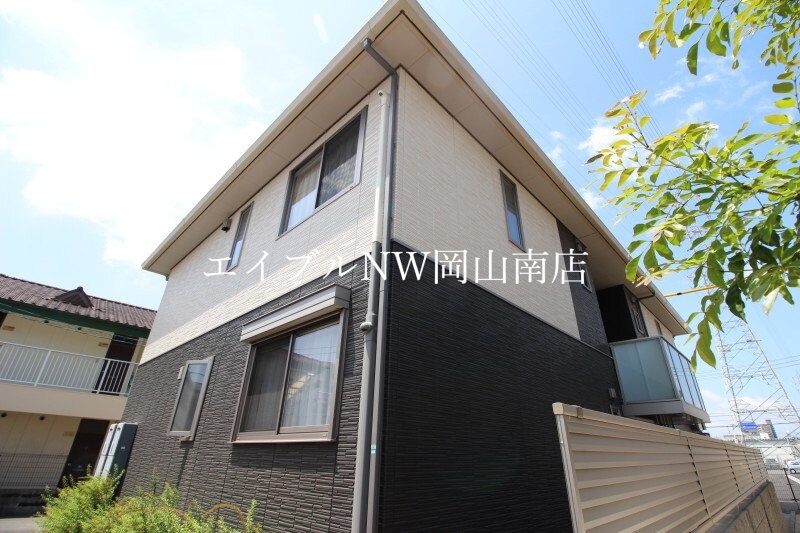  山陽本線（中国）/岡山駅 バス15分岡南小学校下車:停歩2分 2階 築13年