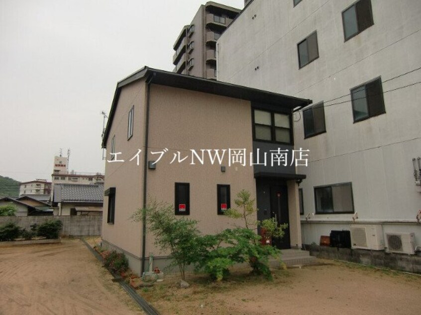  岡山市電東山本線<岡山電気軌道>/中納言駅 徒歩10分 1階 築22年