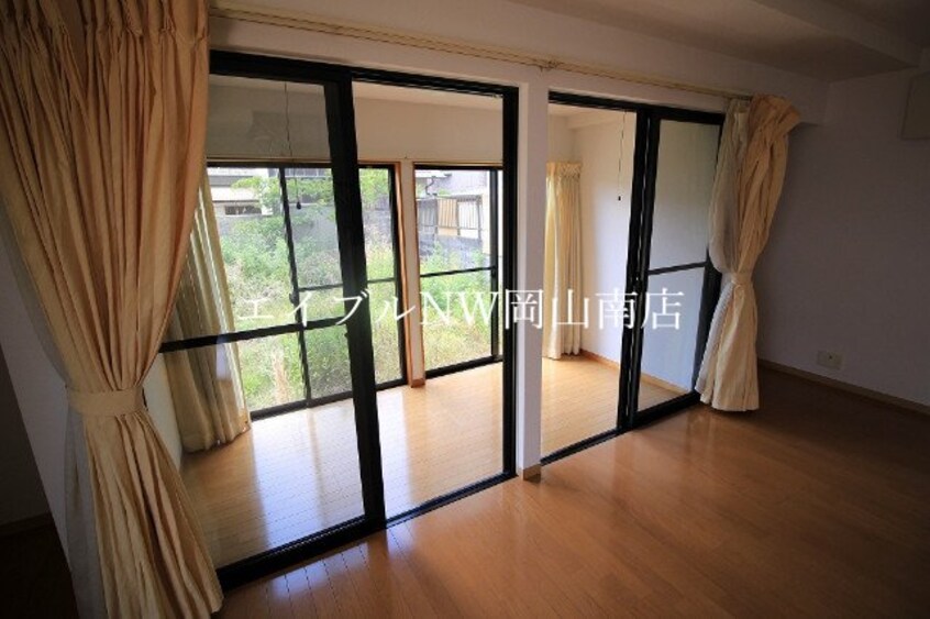  岡山市電東山本線<岡山電気軌道>/中納言駅 徒歩10分 1階 築22年