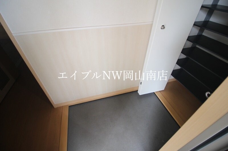  宇野線<宇野みなと線>/備前西市駅 徒歩58分 1階 築9年