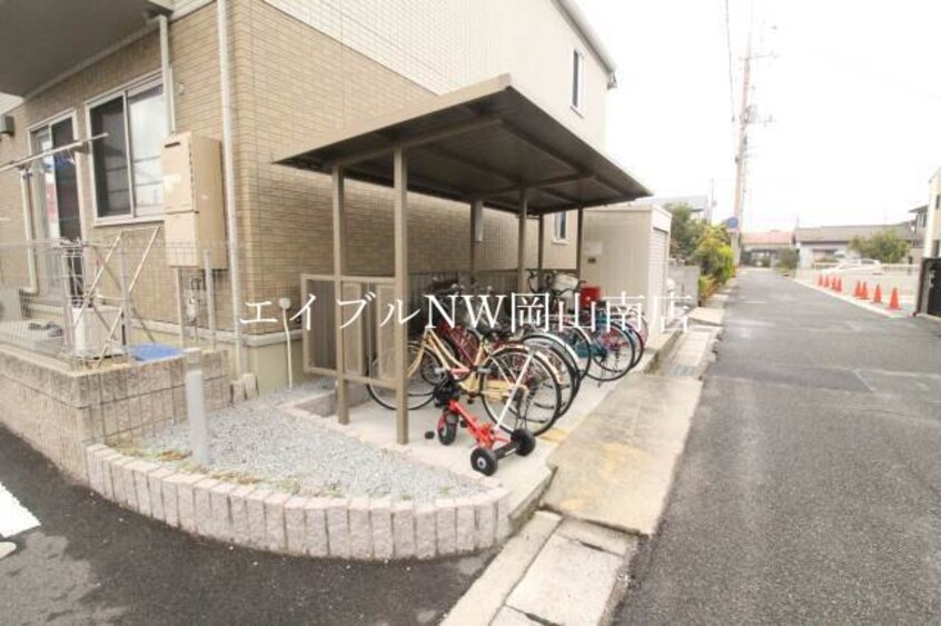  宇野線<宇野みなと線>/備前西市駅 徒歩67分 2階 築14年