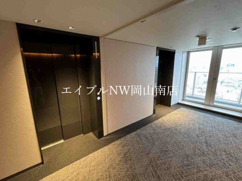  岡山市電清輝橋線<岡山電気軌道>/新西大寺町筋駅 徒歩6分 20階 築2年