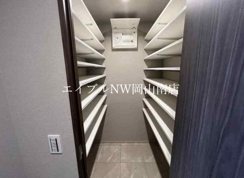  岡山市電清輝橋線<岡山電気軌道>/新西大寺町筋駅 徒歩6分 20階 築2年