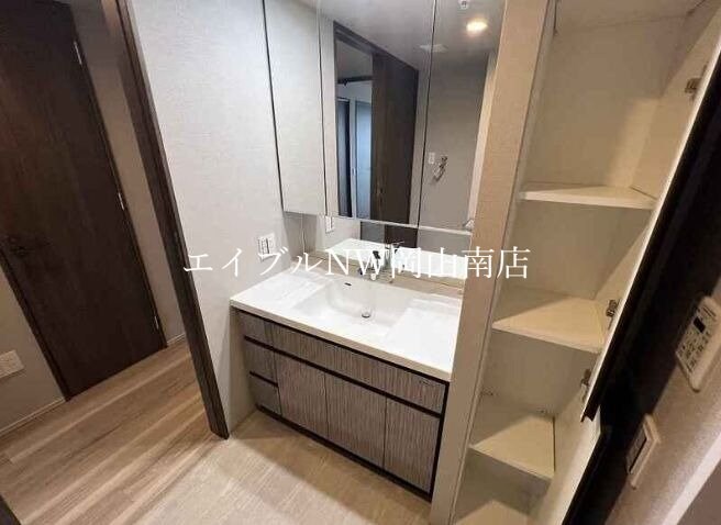  岡山市電清輝橋線<岡山電気軌道>/新西大寺町筋駅 徒歩6分 20階 築2年