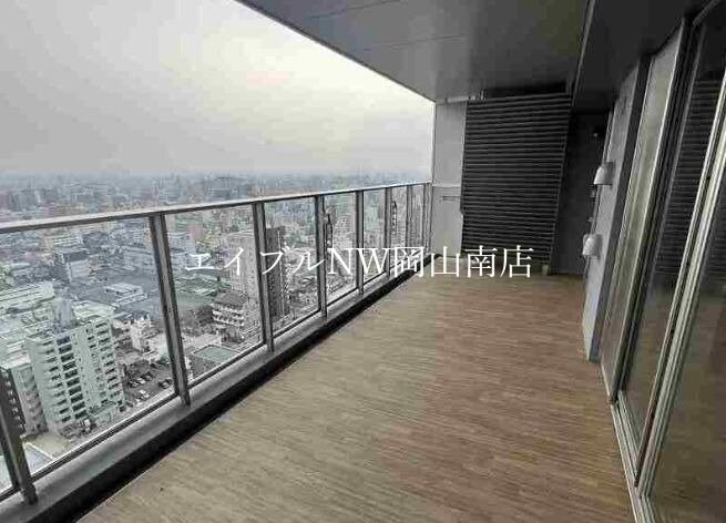  岡山市電清輝橋線<岡山電気軌道>/新西大寺町筋駅 徒歩6分 20階 築2年