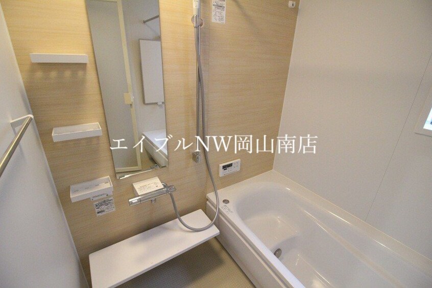  岡山市電東山本線<岡山電気軌道>/中納言駅 徒歩9分 2階 築7年