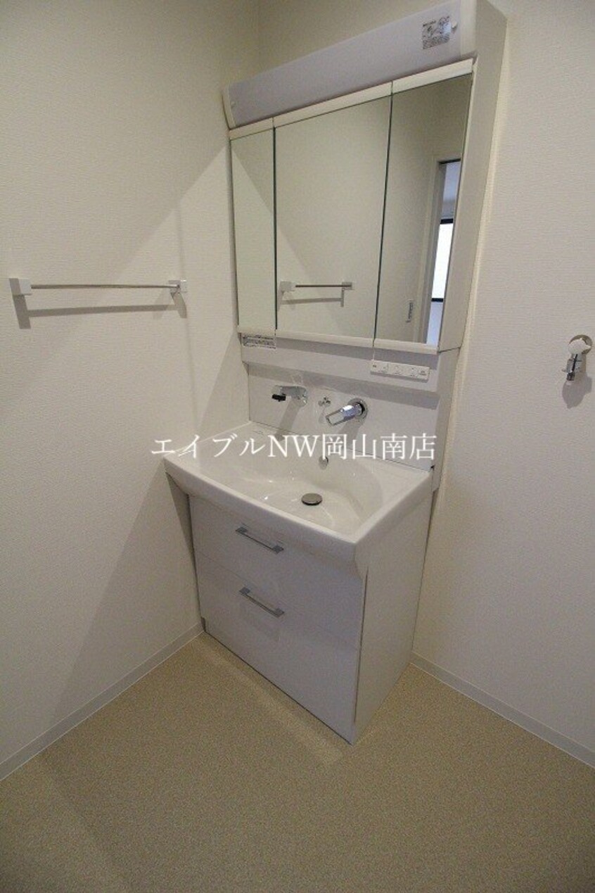  岡山市電東山本線<岡山電気軌道>/中納言駅 徒歩9分 2階 築7年