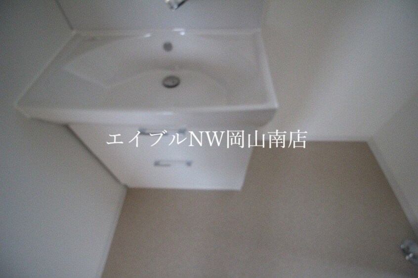  岡山市電東山本線<岡山電気軌道>/中納言駅 徒歩9分 2階 築7年