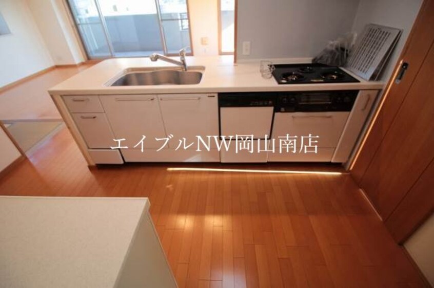  岡山市電東山本線<岡山電気軌道>/門田屋敷駅 徒歩2分 8階 築20年