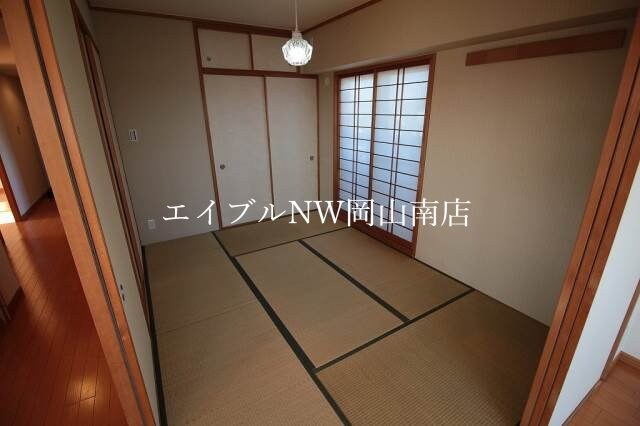  岡山市電東山本線<岡山電気軌道>/門田屋敷駅 徒歩2分 8階 築20年
