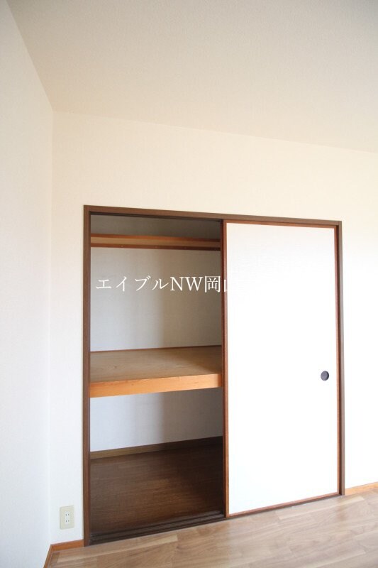  岡山市電東山本線<岡山電気軌道>/東山・おかでんミュージアム駅 徒歩62分 1階 築28年