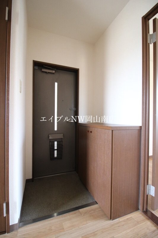  岡山市電東山本線<岡山電気軌道>/東山・おかでんミュージアム駅 徒歩62分 1階 築28年