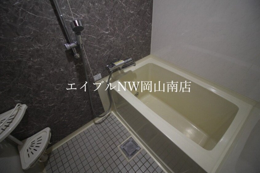  宇野線<宇野みなと線>/備前西市駅 徒歩40分 2階 築47年