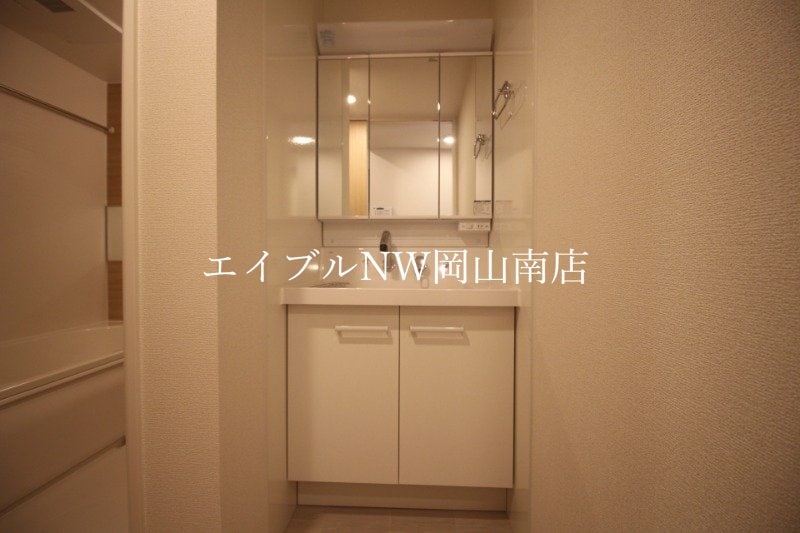  宇野線<宇野みなと線>/備前西市駅 徒歩46分 1階 築1年