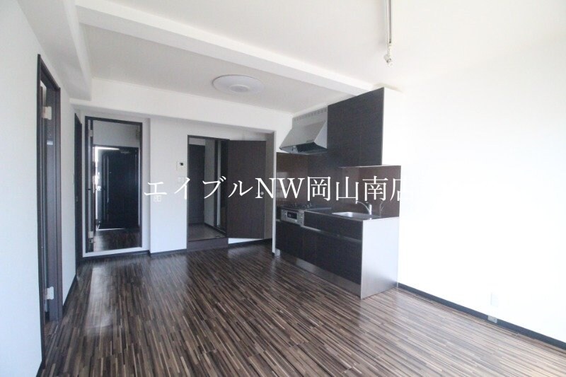  岡山市電清輝橋線<岡山電気軌道>/清輝橋駅 徒歩28分 3階 築39年