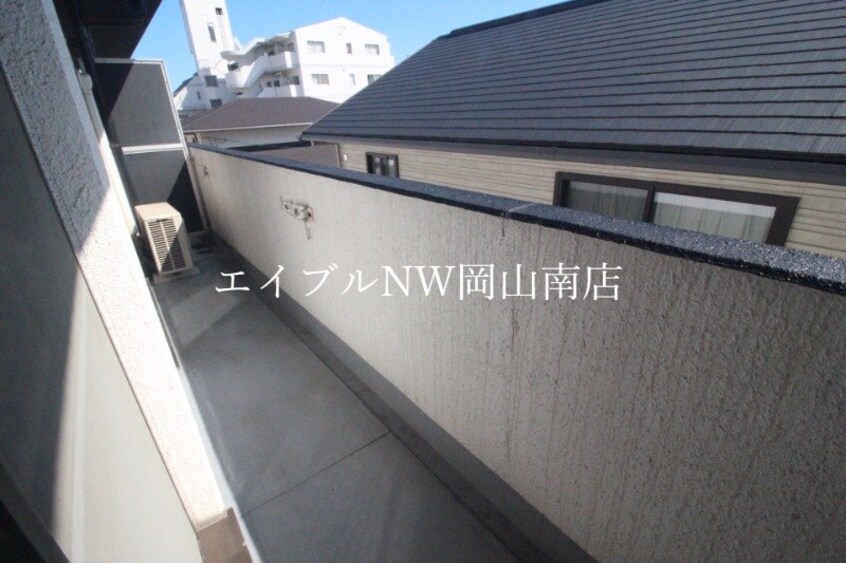  岡山市電清輝橋線<岡山電気軌道>/清輝橋駅 徒歩28分 3階 築39年